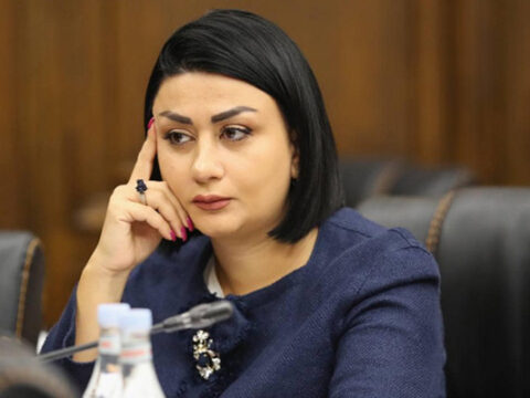 Ermənistanda daha bir müxalif deputat mandatından imtina etdi