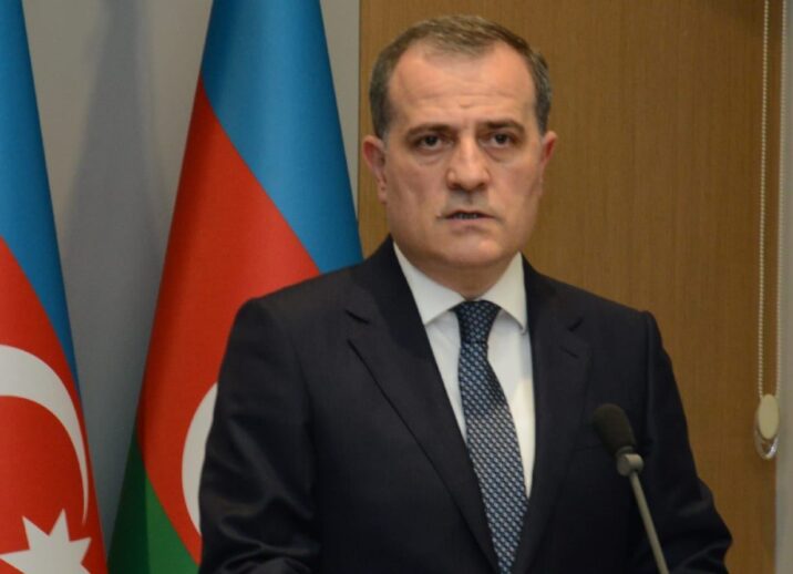 Ceyhun Bayramov Varşavada keçirilən konfransda iştirak edir