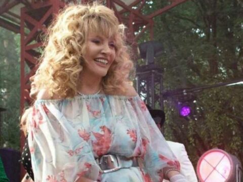 Alla Puqaçova Rusiya ilə sonuncu körpünü yandırır…