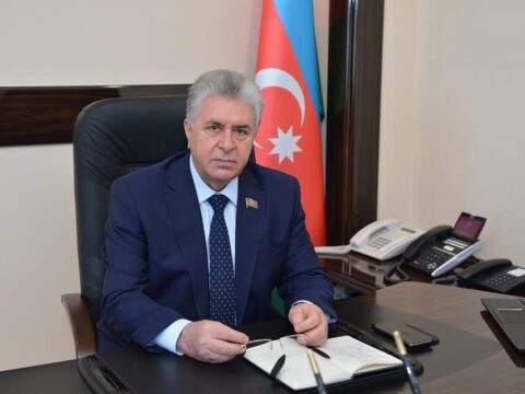 Tarixin yaralarına toxunmayın” – Vitse-spikerdən iranlı deputatlara cavab