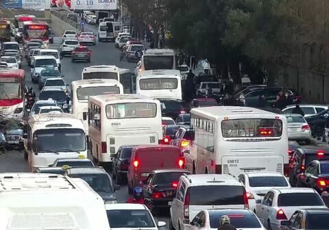 Bakıda 200-ə yaxın avtobus TIXACDA qalıb