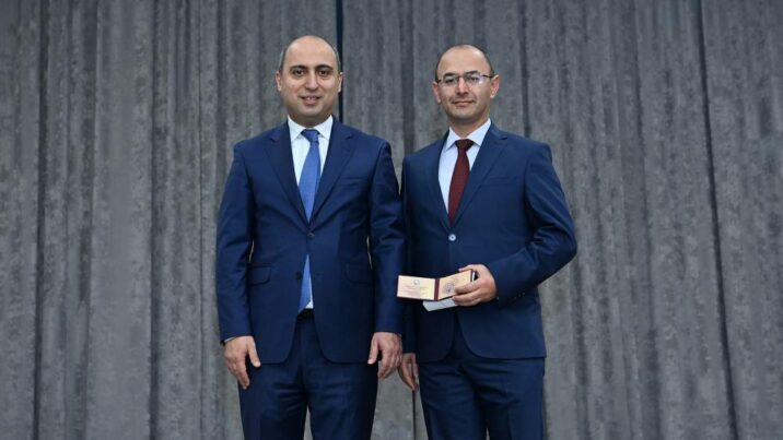 Gömrük Akademiyasının əməkdaşına dövlət təltifi təqdim olunub