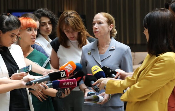 ABŞ səfirindən Saakaşvili AÇIQLAMASI 