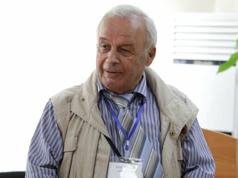 Firuz Mustafa: “Elə bilirdim ki, məni bir gün çağırıb heç bir “əmmasız” ev verəcəklər”
