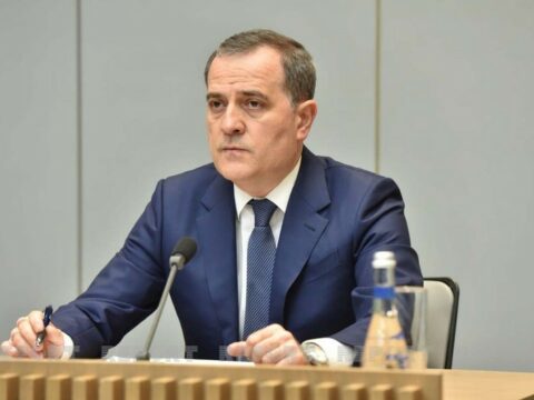 Ceyhun Bayramov ABŞ dövlət katibinin köməkçisini Laçın yolundakı son qanunsuz fəaliyyətlərlə bağlı məlumatlandırıb