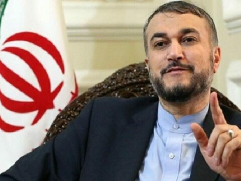 İranın xarici işlər Avropanı HƏDƏLƏDİ