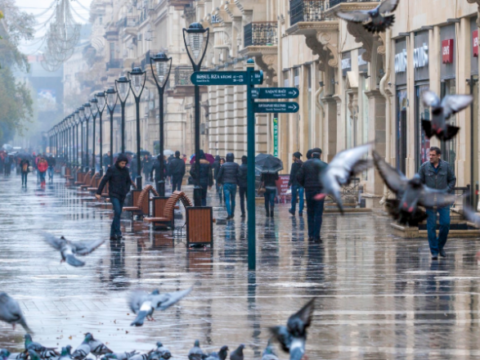 Bazar günü hava yağıntılı olacaq