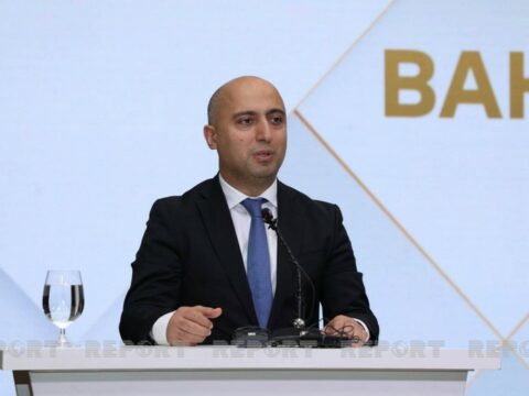 “Müəllim vəzifəsini daşıyan adam öz fənnini bilməlidir”