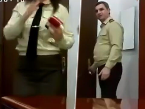 İntim videosu yayılan FHN polkovniki görün hansı rəisin qohumu ilə evli imiş