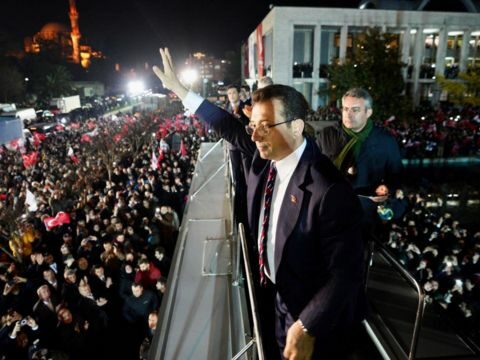 İmamoğlunun həbsi barədə qərarı eşitdiyi an