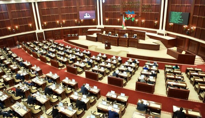 “Siyasi partiyalar haqqında” qanun layihəsi qəbul edildi