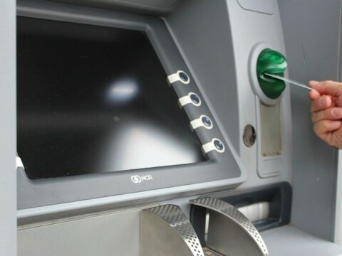 Bank kartını oğurlayan şəxs ələ keçdi