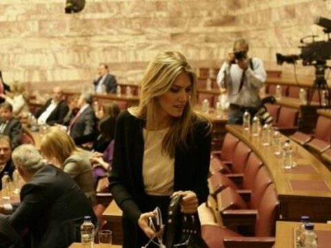 Anti-Azərbaycan mövqeli avropalı deputatın rüsvayçılığı: Korrupsiya bataqlığına düşən Qərb