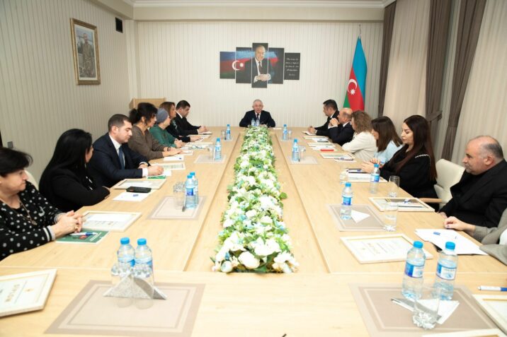 DİN QHT nümayəndələrini təltif etdi