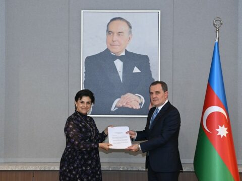 Ceyhun Bayramov Meksika səfiri ilə görüşdü 