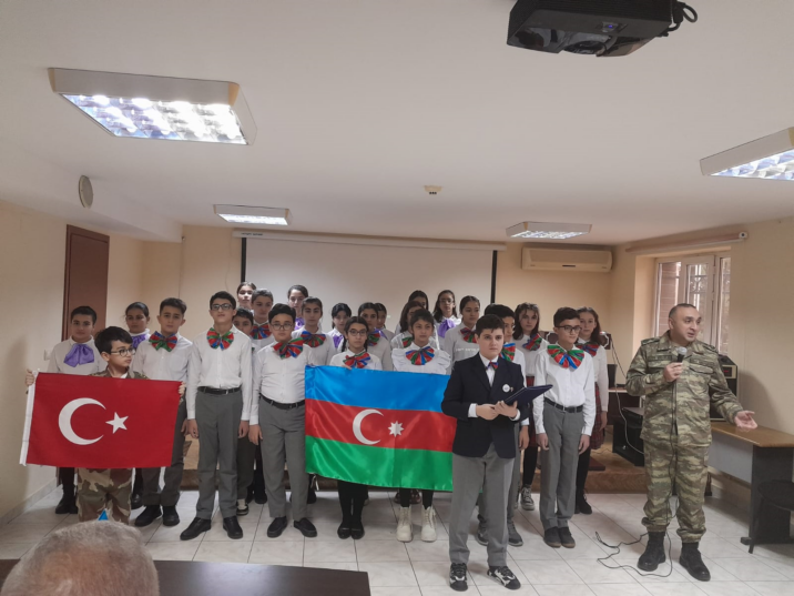 BDU-nun nəzdində “Gənc istedadlar” liseyində “Şanlı Qələbə” adlı tədbir keçirildi