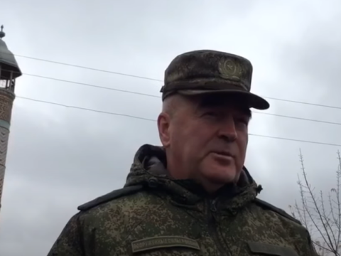 General Volkov niyə üzə çıxmır…