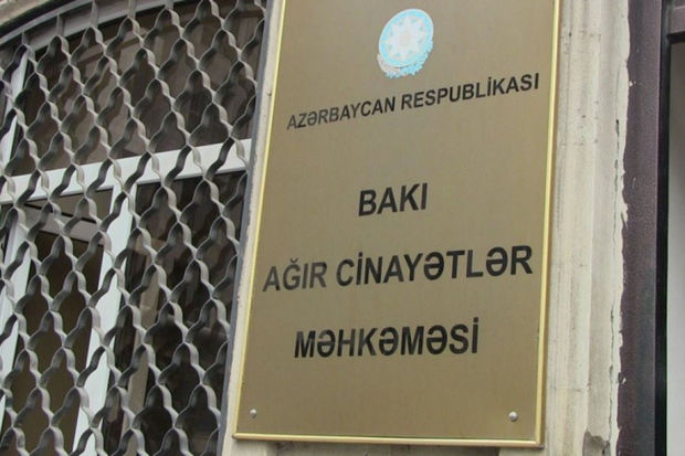Təqsirləndirilən şəxs məhkəmə zalında öldü