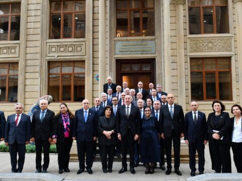 Prezident Qərbi Azərbaycandan olan ziyalılarla görüşdü