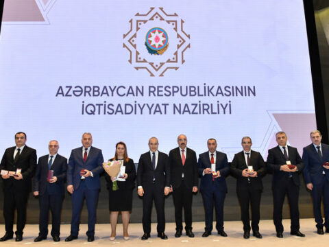 İqtisadiyyat Nazirliyinin təltif olunmuş əməkdaşlarına orden və medallar təqdim edilib