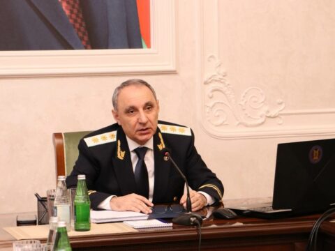 Baş prokuror kollegiya iclası keçirdi