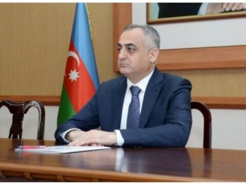 Məmurlar tərəfindən vəzifələrdən sui-istifadə halları var