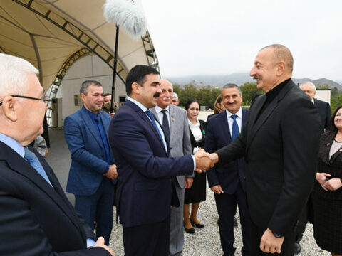Xalqın qırılmaz əzmini, möhtəşəm gücünü öz arxasında hiss edən lider…