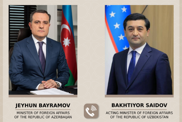 Ceyhun Bayramov Özbəkistanın yeni XİN başçısını təbrik edib