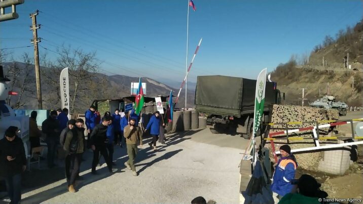 Bu gün Laçın yolundan ümumilikdə 15 maşın keçib