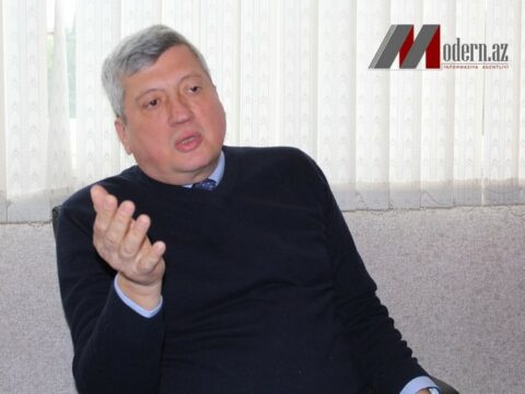 “Niyə ermənilərə Qazaxdan keçib Xankəndiyə getməyi təklif etmirik?”