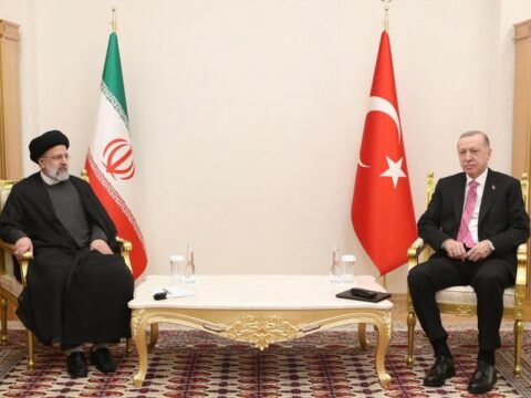 Rəisi Türkiyəyə getməyə hazırlaşır