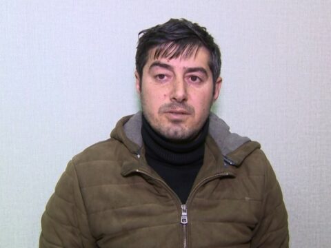 Usta işlədiyi evdən 15 min manatlıq oğurluq etdi – VİDEO