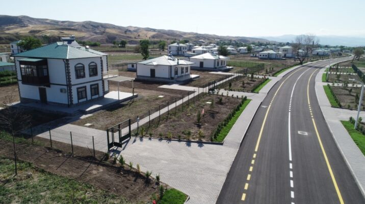 Kim istəyirsə, öz evini tiksin! – Qarabağın deputatlarından TƏKLİFLƏR