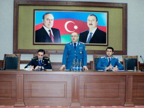 General Naxçıvanda xidməti müşavirə keçirdi 