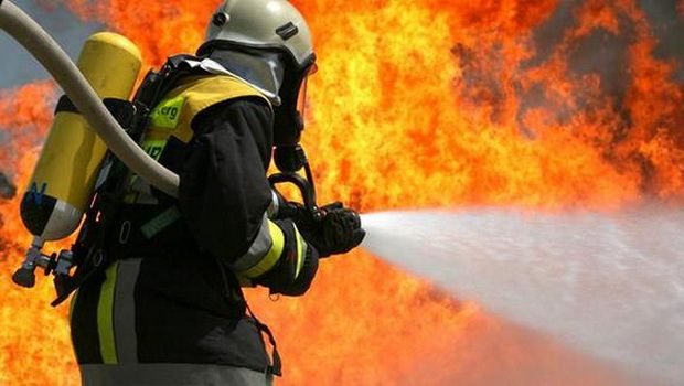 “Sədərək”də yanğın davam edir, əraziyə polislər cəlb edildi