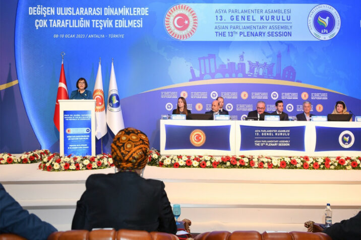 Sahibə Qafarova Antalyada Qərbi azərbaycanlılardan DANIŞDI 