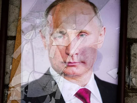 Rusiyada “Putin taxtı” uğrunda klanlar müharibəsi gedir…