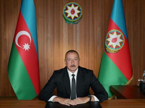 Sərhəd lazım bildiyimiz yerdən keçəcək