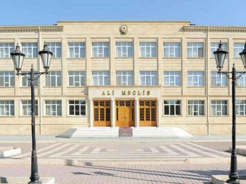 Naxçıvanda yüksək vəzifəli şəxslər işdən çıxarıldı