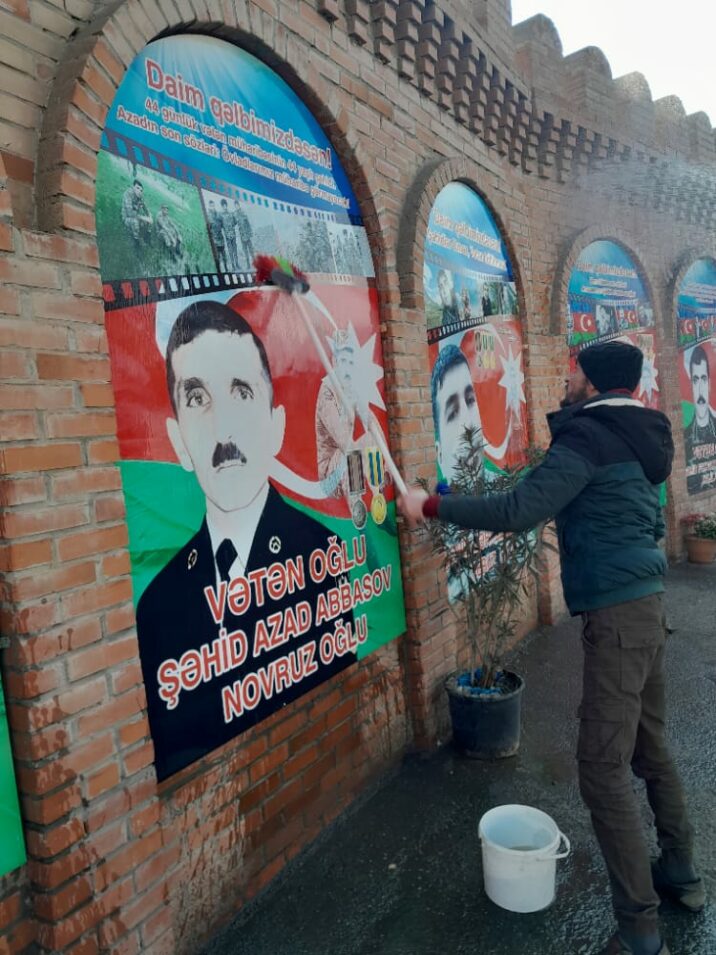 Şəhid plakatlarını təmizləyib, bəzilərini bərpa etdilər