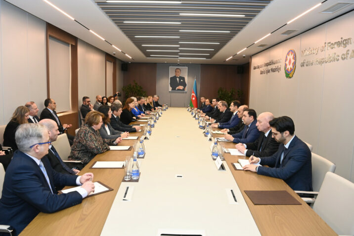 Ceyhun Bayramov İsrail XİN-in siyasi direktoru ilə görüşüb