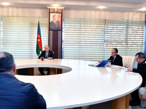 Fikrət Məmmədov Neftçalada vətəndaşları qəbul edib