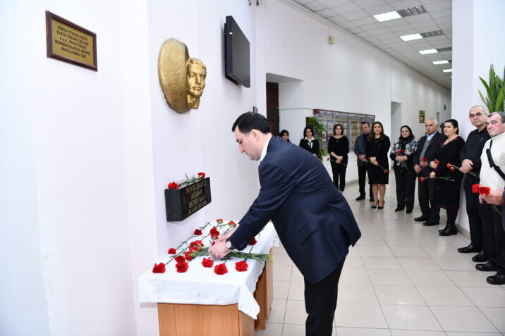 ADNSU-da 20 Yanvar şəhidlərinin xatirəsi yad olunub