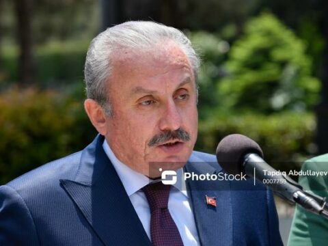 Mustafa Şəntop 20 Yanvar şəhidlərini yad etdi