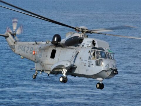 Britaniya Ukraynaya helikopter verdi – VİDEO