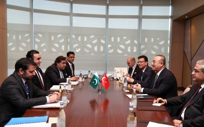 Türkiyə və Pakistan XİN başçıları arasında görüş olub
