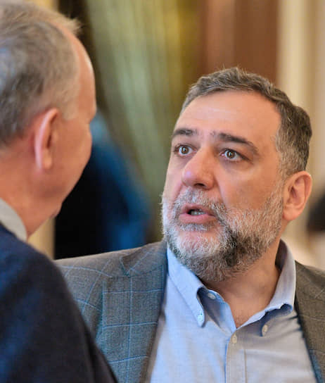 “Blokada başlayandan ofisimdə yaşayıram…”- Vardanyan “Meduza”ya…