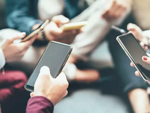 Xaricdən mobil telefonların gətirilməsinə ciddi nəzarət başlayır