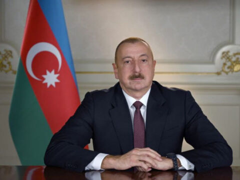 İlham Əliyev Pakistan Prezidentinə başsağlığı verdi