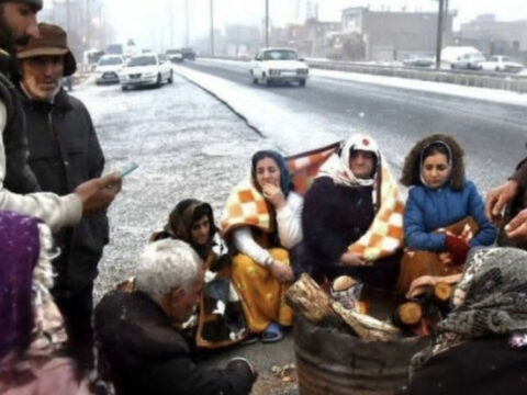 Xoy əhalisi şəhər qubernatoru və məmurlarına etiraz edir